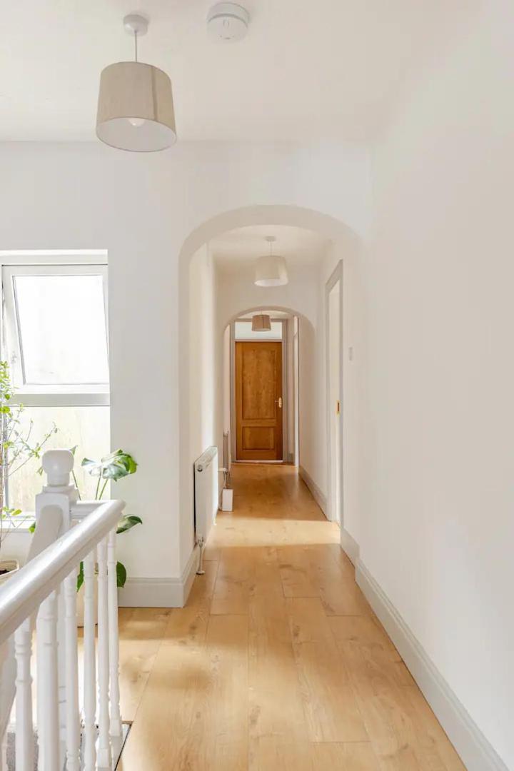 Doorstep To The Burren Hotel Gort Bagian luar foto